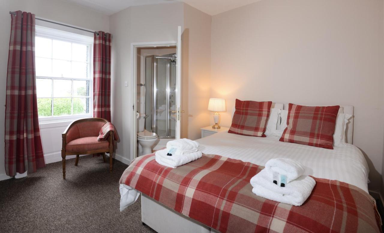 The Waterloo Arms Hotel Chirnside Экстерьер фото