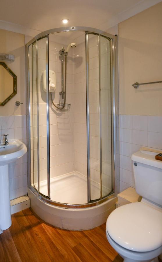 The Waterloo Arms Hotel Chirnside Экстерьер фото