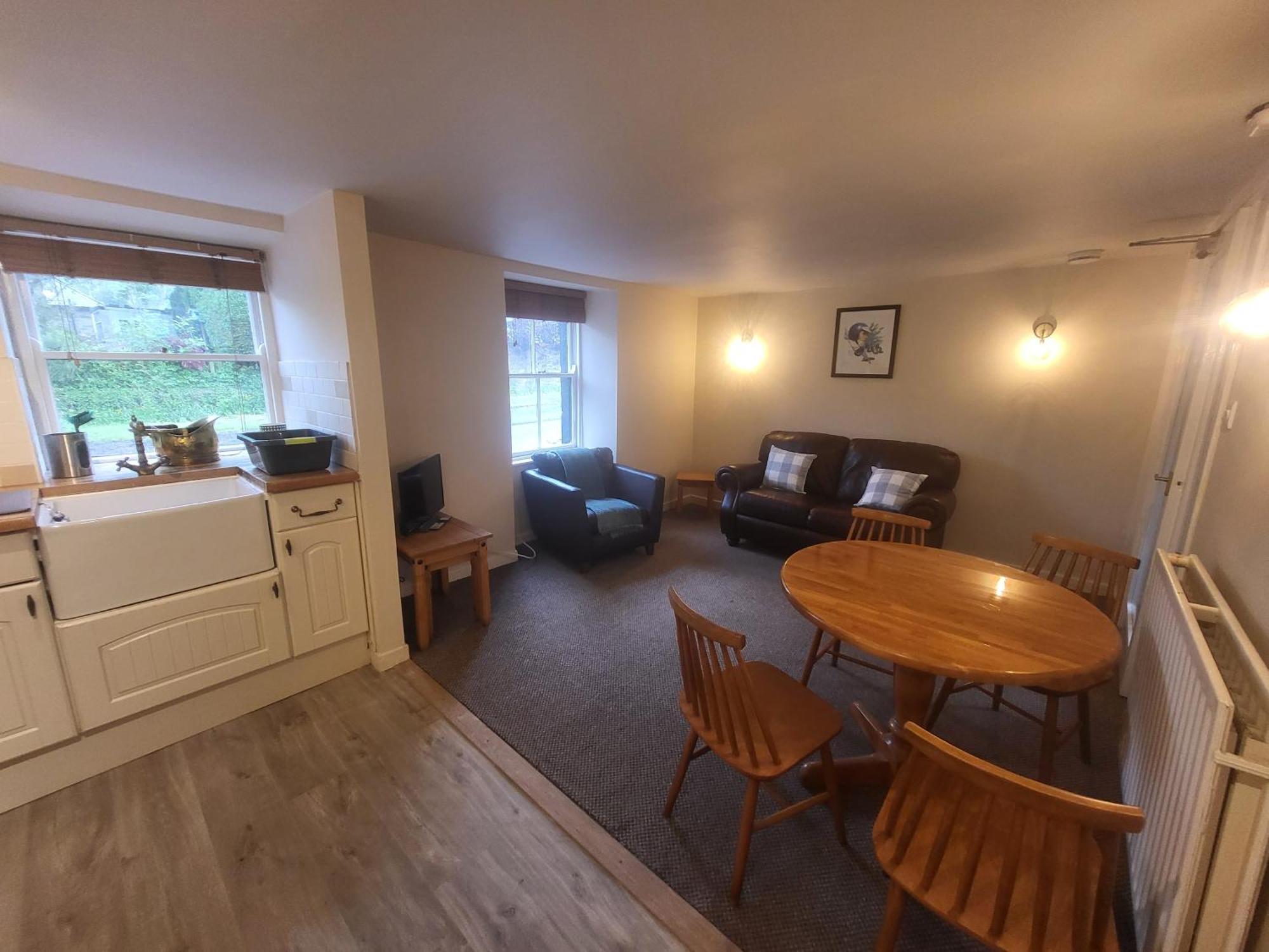 The Waterloo Arms Hotel Chirnside Экстерьер фото